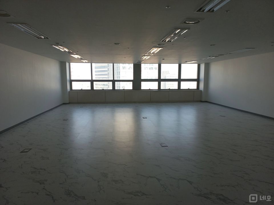 동대문역사문화공원역14번출구 도보 1분거리에 위치한 을지로 6가 사무실 매물의 1번째 사진