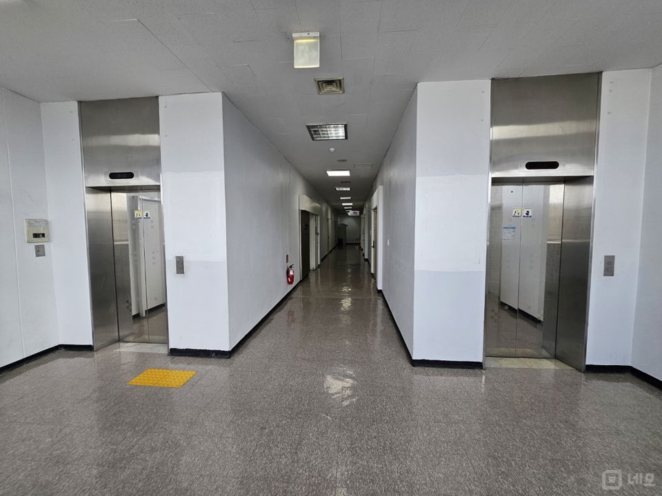 깔끔한시설, 접근성 좋은 천호동 사무실 매물의 9번째 사진