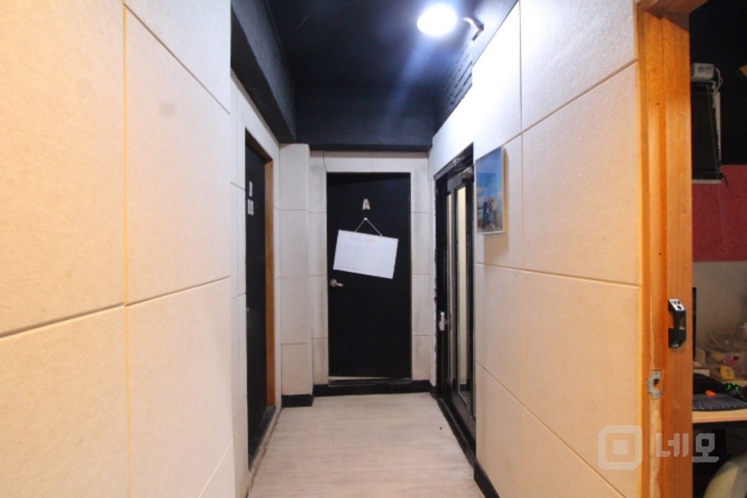 ● 무권리 홍대댄스연습실 임대 !! 룸1개 매물의 9번째 사진
