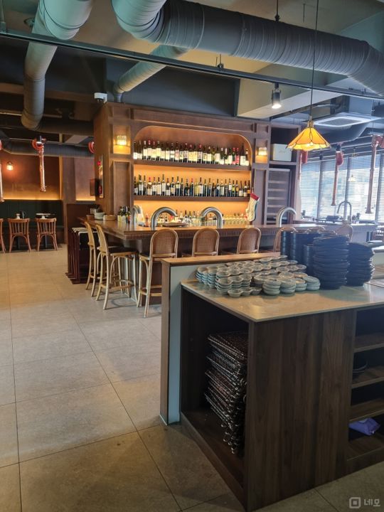 깔끔한 인테리어 및 시설 완비된 와동동 1층 음식점 매물의 3번째 사진