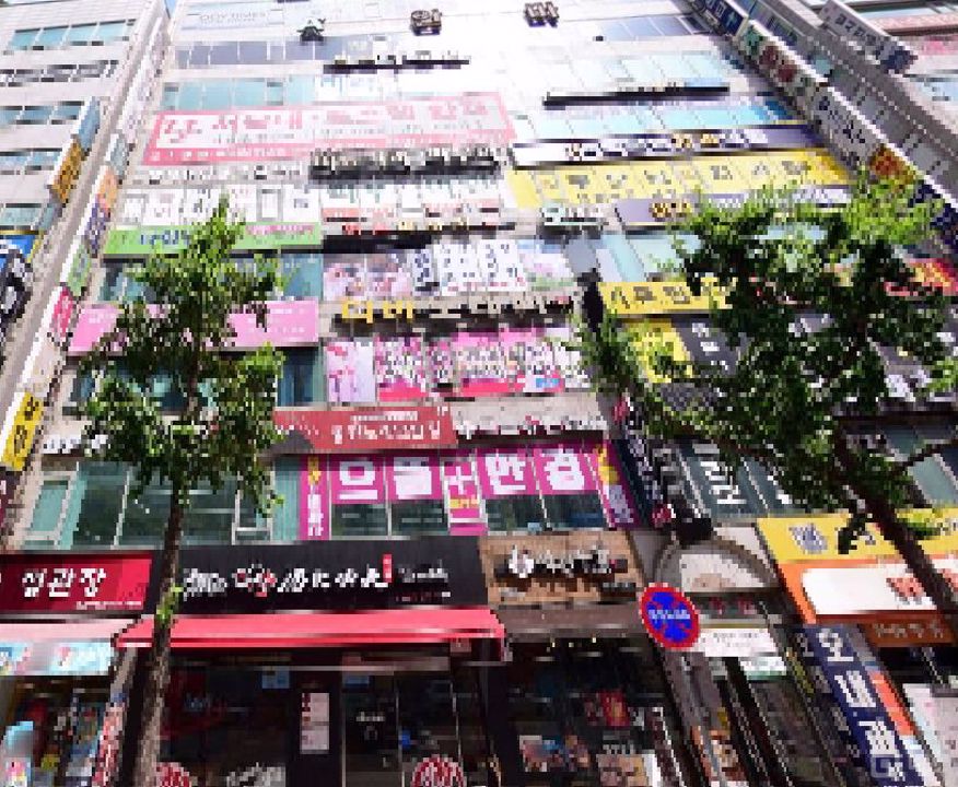 중심상권, 유동인구 많은 진안동 노래주점 매물의 5번째 사진