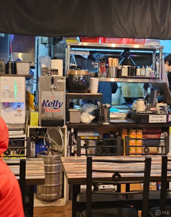 묵동 대로변 단지내 상가 내 위치한 요리주점 매물의 3번째 사진