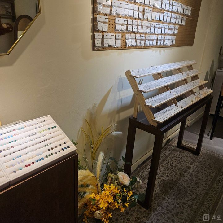 상암동 먹자골목 피어싱&악세사리샵 매물의 4번째 사진