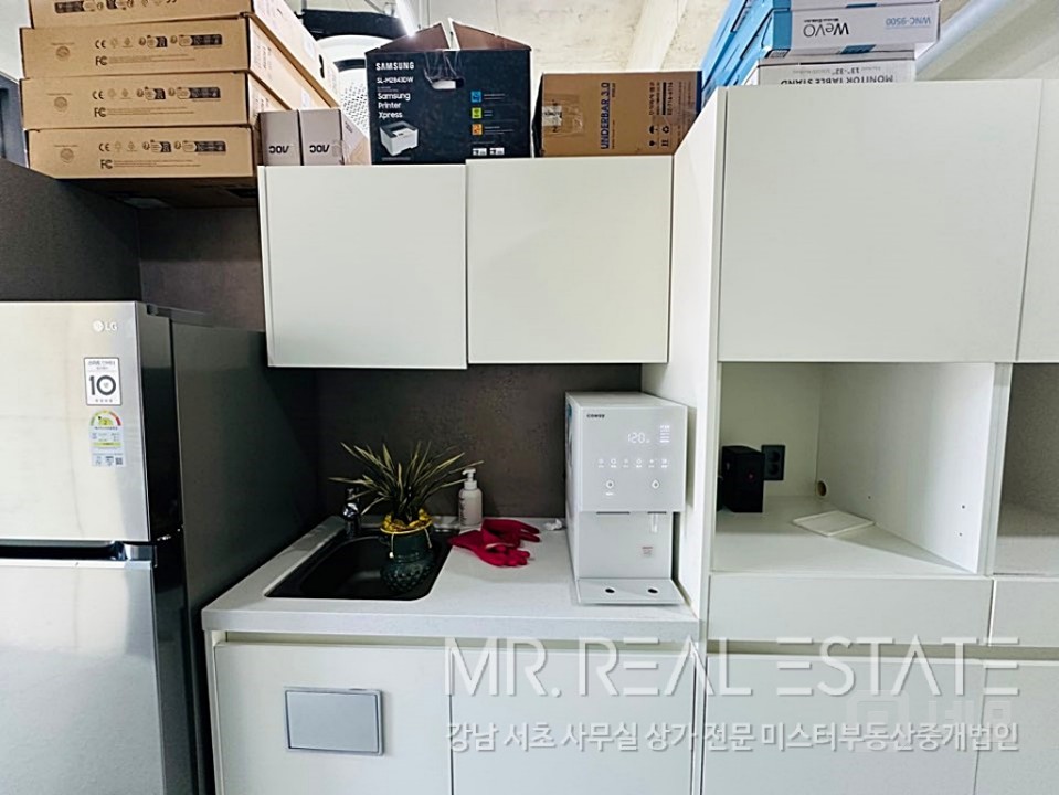 더블역세권, 완벽한 인테리어, 무료주차2대,  대로변 위치 매물의 13번째 사진