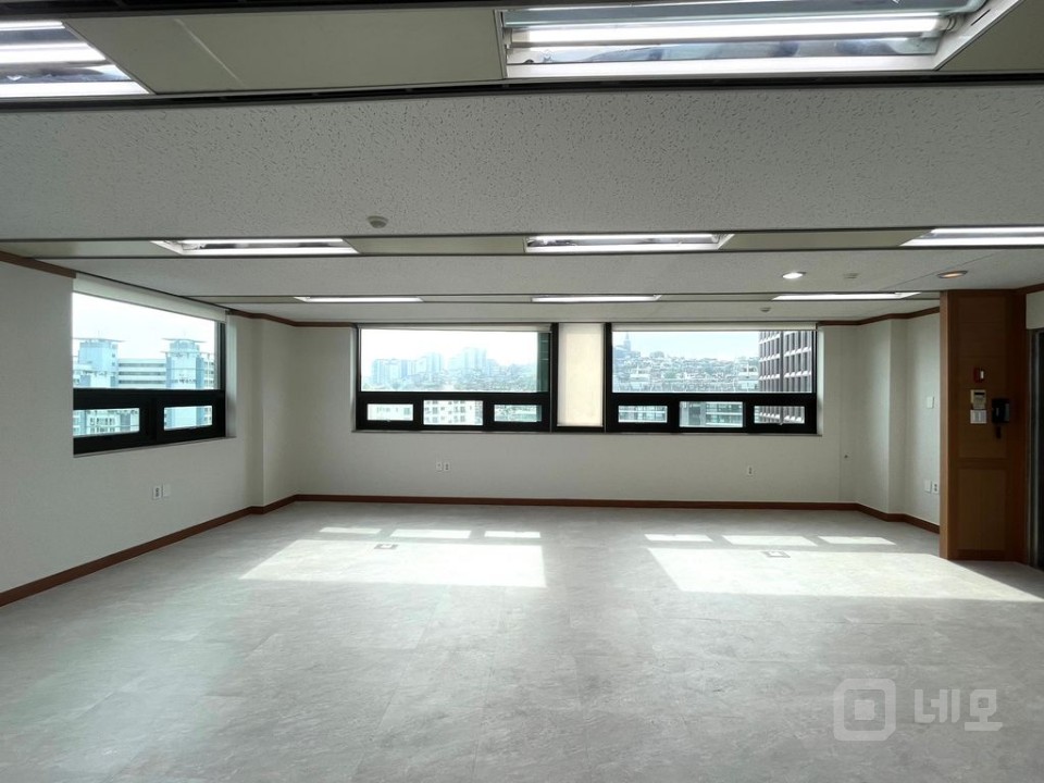 한남대교 바로앞 입지한 통임대, 사옥 및 쇼룸 추천, 주차 7대, 무권리 매물의 6번째 사진