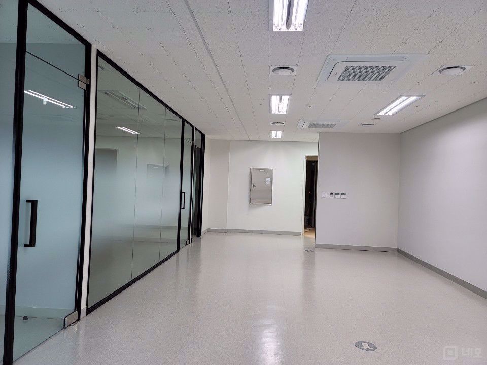 ☆가성과 가심 두 "비"를  갖춘 실사용 면적 29평형 중형사무실 매물의 4번째 사진