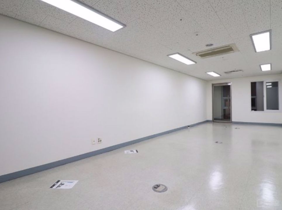 깔끔한 마곡나루 사무실 즉시입주 가능 매물의 5번째 사진