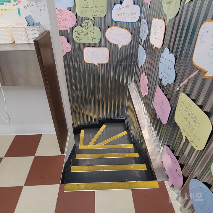 1층 가시성 + 2층 확장성, 건대입구 상권 27평 상가 매물의 6번째 사진