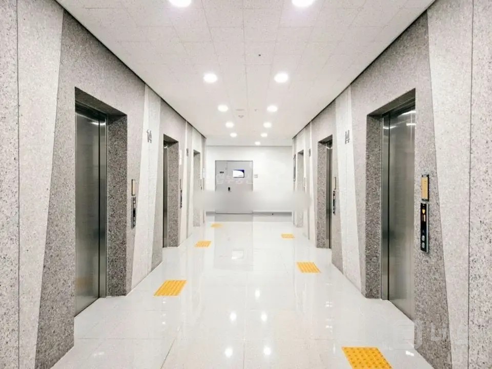 성수동 신축급 지식산업센터 사무실 매물의 7번째 사진