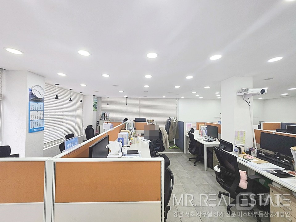 양재역2분.주차4.노출최상.대로변.가성비ACE 매물의 8번째 사진