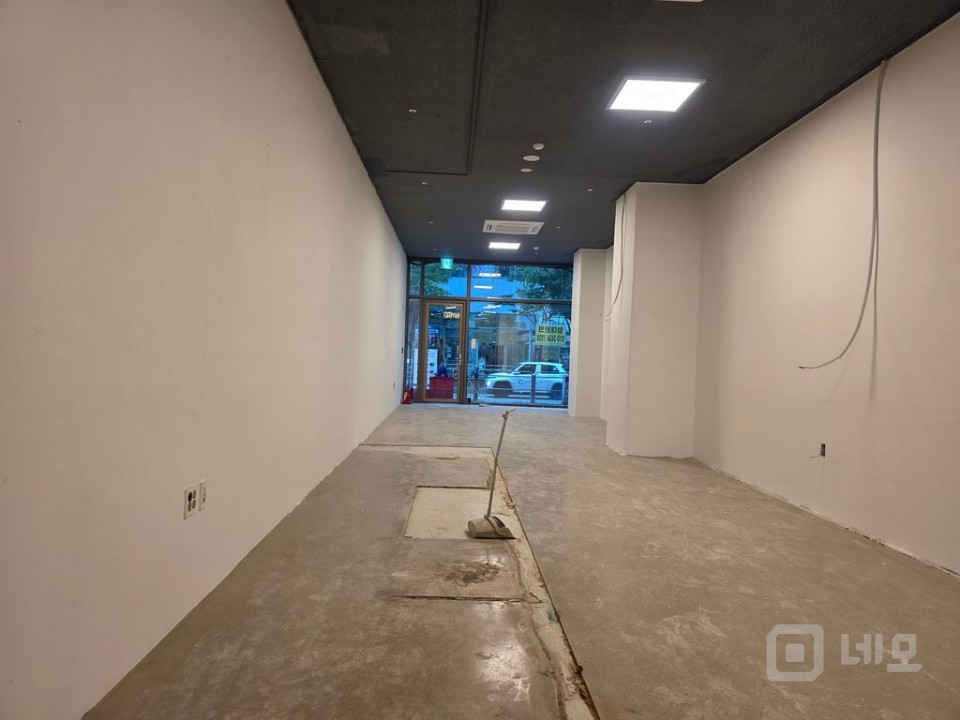 무권리. LG,귀뚜라미등 대기업 직장인 수요상권 1층 상가 매물의 4번째 사진