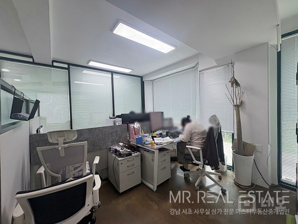 논현학동 더블역세권 무료2대 엘베有 가성비甲 매물의 8번째 사진