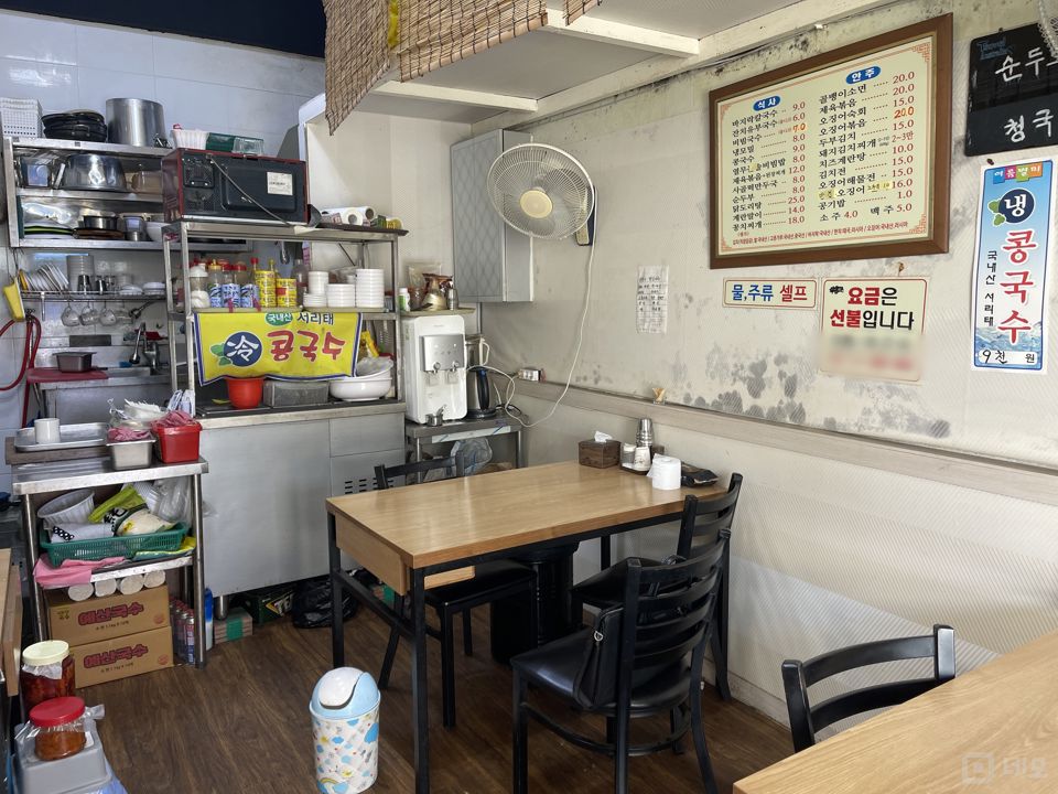 면목동 대로변, 다양하게 이용 가능한 실내포차 매물의 2번째 사진