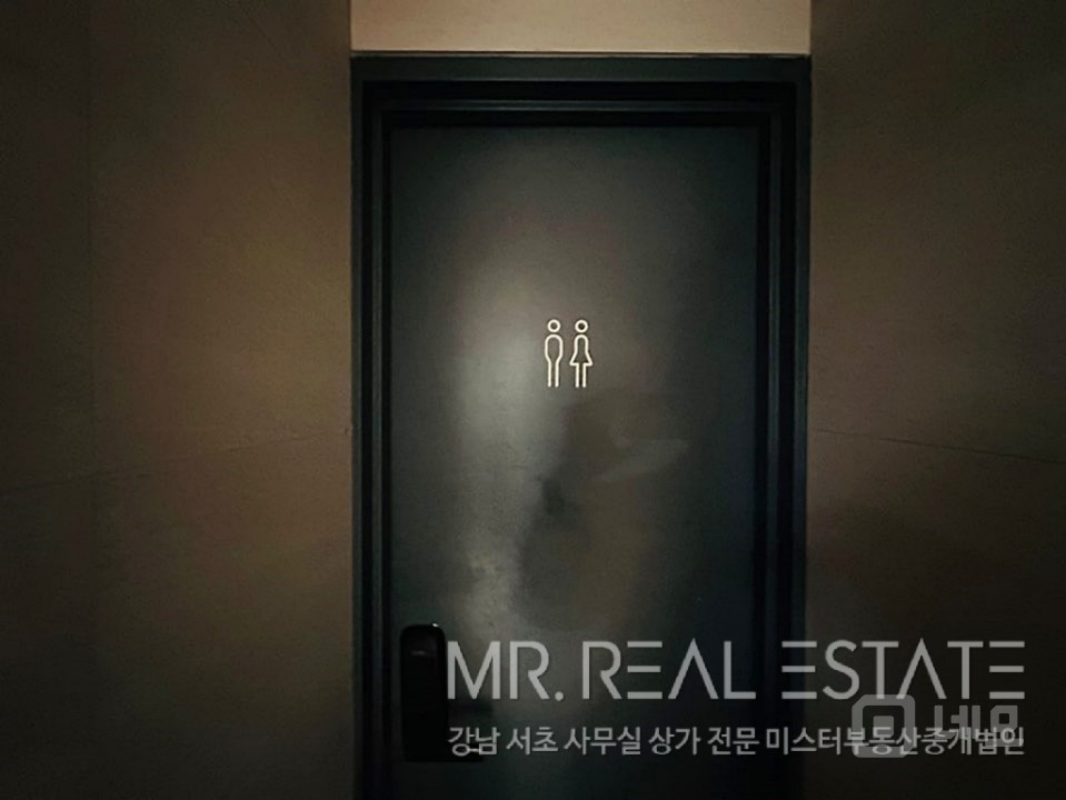 내부인테리어 최상, 바로 사용 가능, 입지조건 최상, 유동인구 많음 매물의 11번째 사진