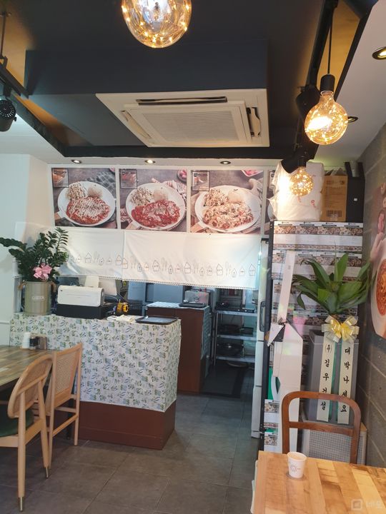 미아동 단지내 상가에 위치한 음식점 급매 매물의 1번째 사진