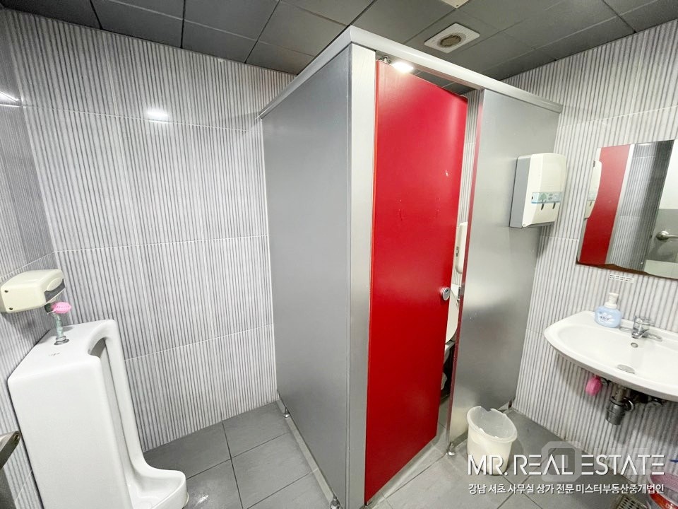 선정릉역2분.내외관ACE.가성비甲.주차2대.사진有 매물의 15번째 사진