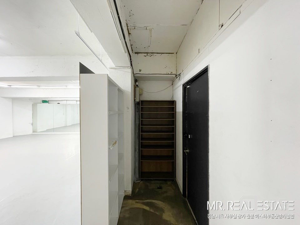 사진有 선정릉역 인근 리모델링O 무권리 안무연습실 매물의 9번째 사진