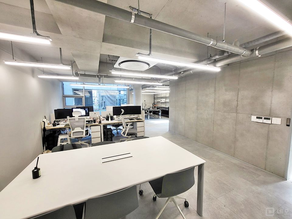 ★ 신축급 내외관 특급 인테리어 디자인 사무공간 카페테리아 ★ 매물의 12번째 사진