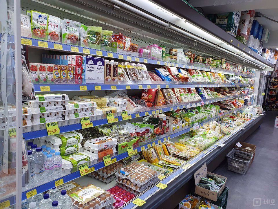 중계동 다수의 대단지 아파트 있는 주거지역 위치한 마트 매물의 2번째 사진