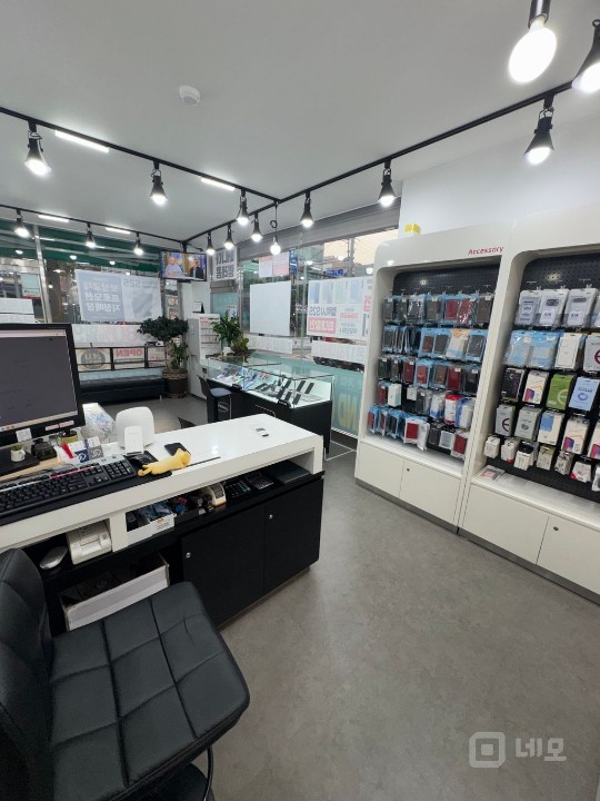 사거리 횡단보도 코너 매물의 2번째 사진