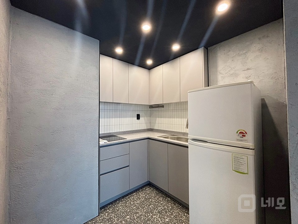 실사진 역삼역4분 풀옵션 엘베 사업자가능 자주식주차 매물의 8번째 사진