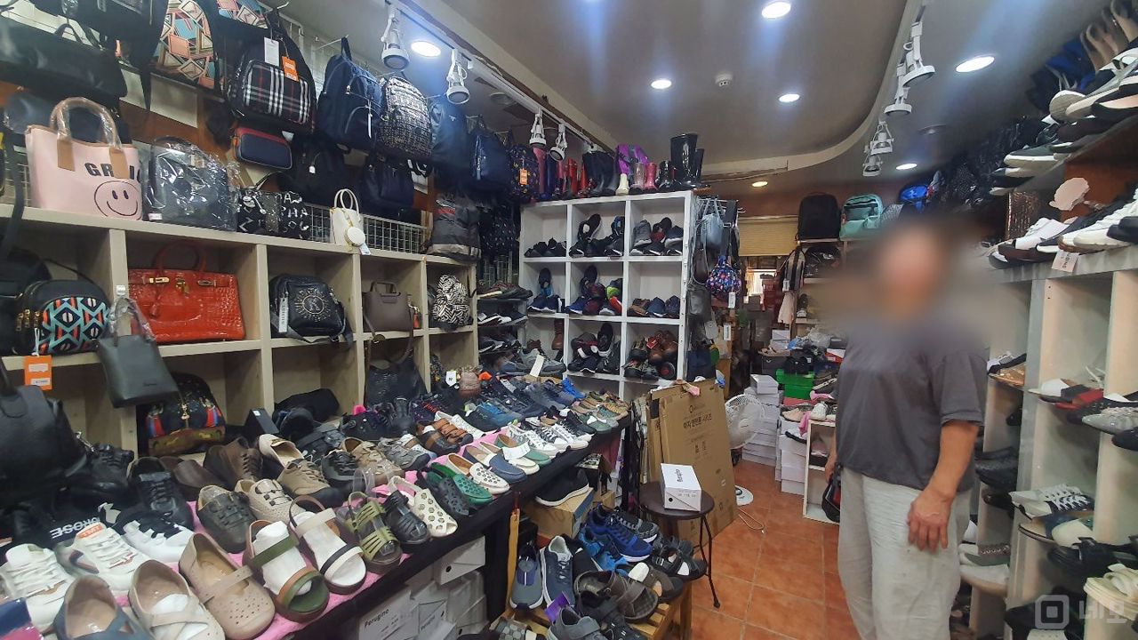 주목도 높은 보광동 1층 신발가게 매물의 3번째 사진