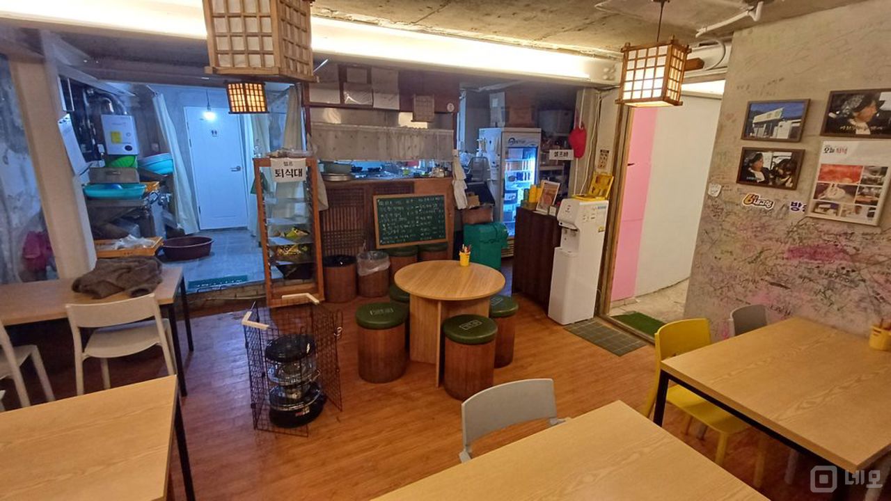 성수동 뚝섬 먹자골목 웨이팅 가득한 주7일 상권 매물의 1번째 사진