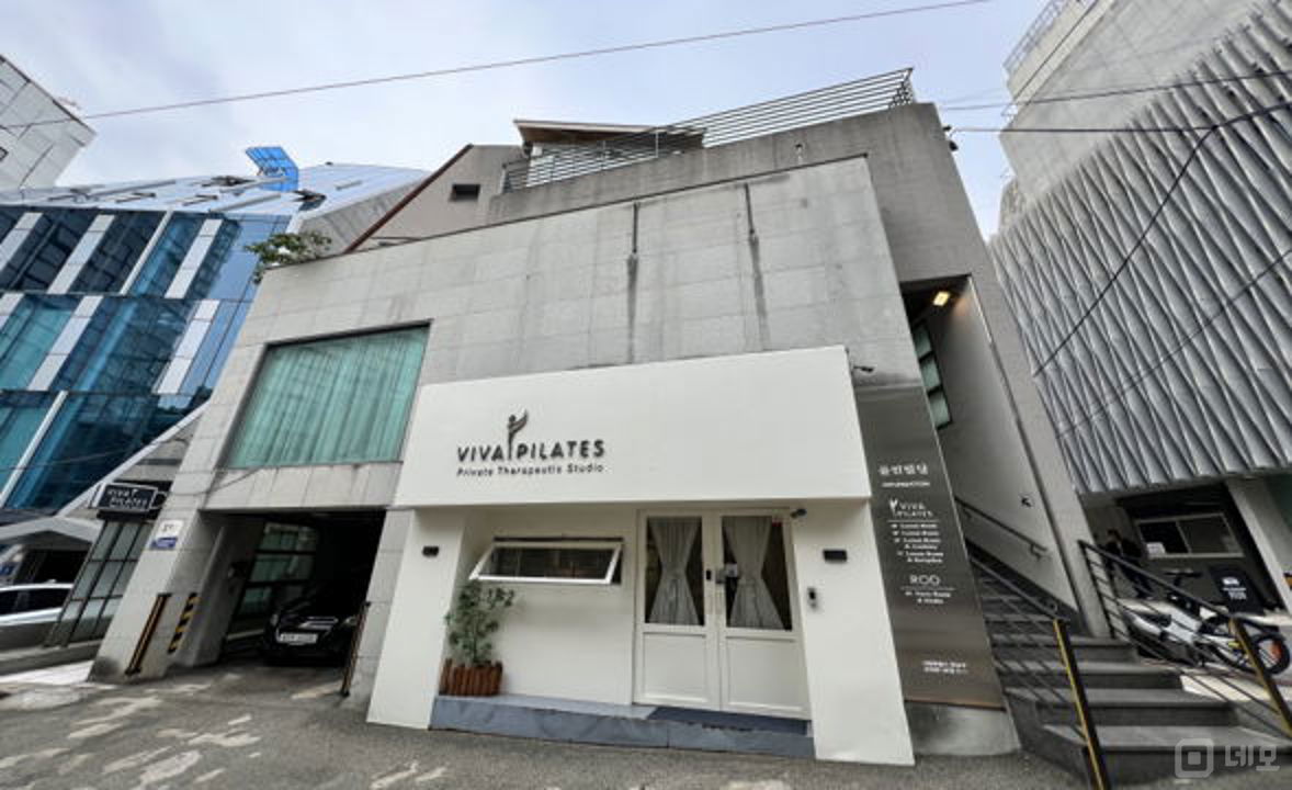 청담역 역세권 깔끔한 인테리어 청담동 4층 상가 매물의 5번째 사진