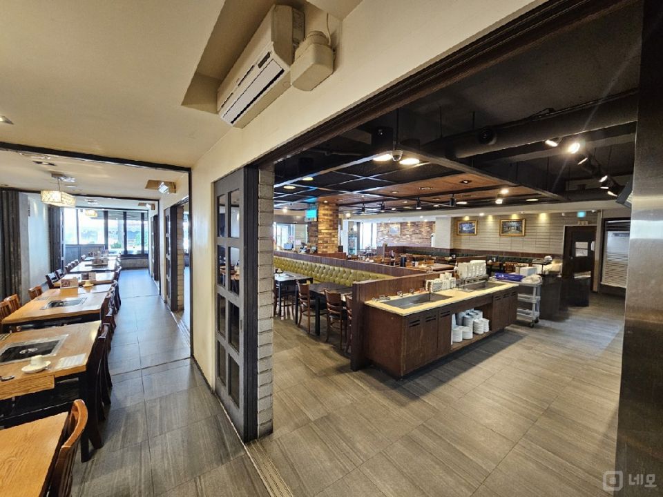 인테리어 완비된 매출이 안정적인 대형 평수 암사동 상가 매물의 8번째 사진