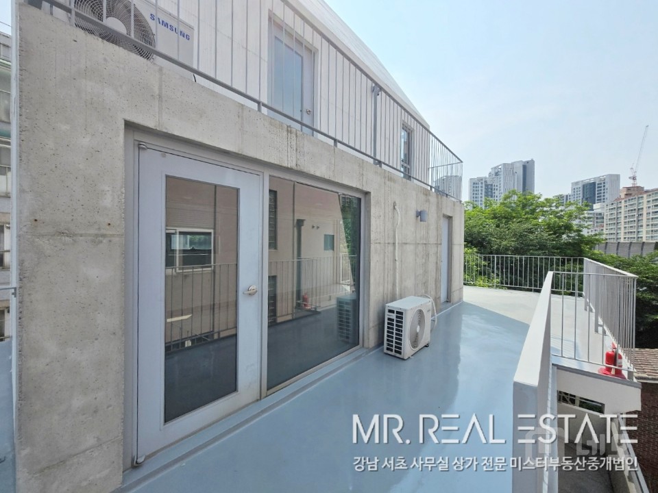 ★공방·네일·디자인 강추 디자인건축물.채광량多.복층사무실.가성비甲.ACE 매물의 9번째 사진