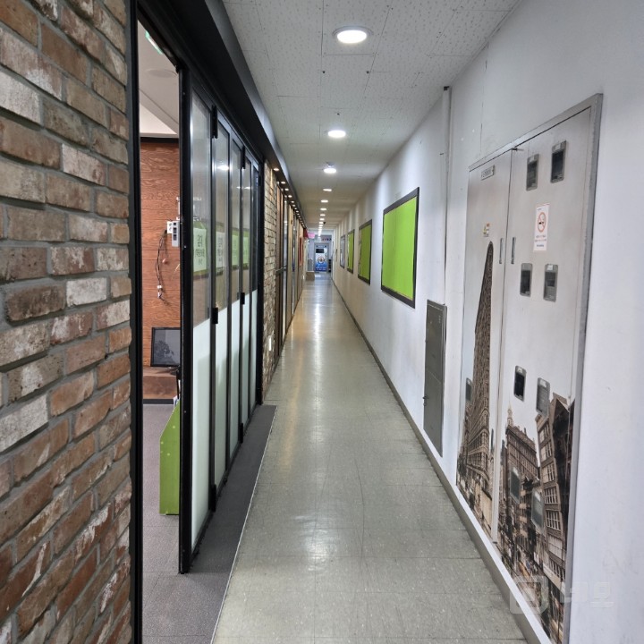 무권리 아파트 단지내 학원 상가 매물의 2번째 사진