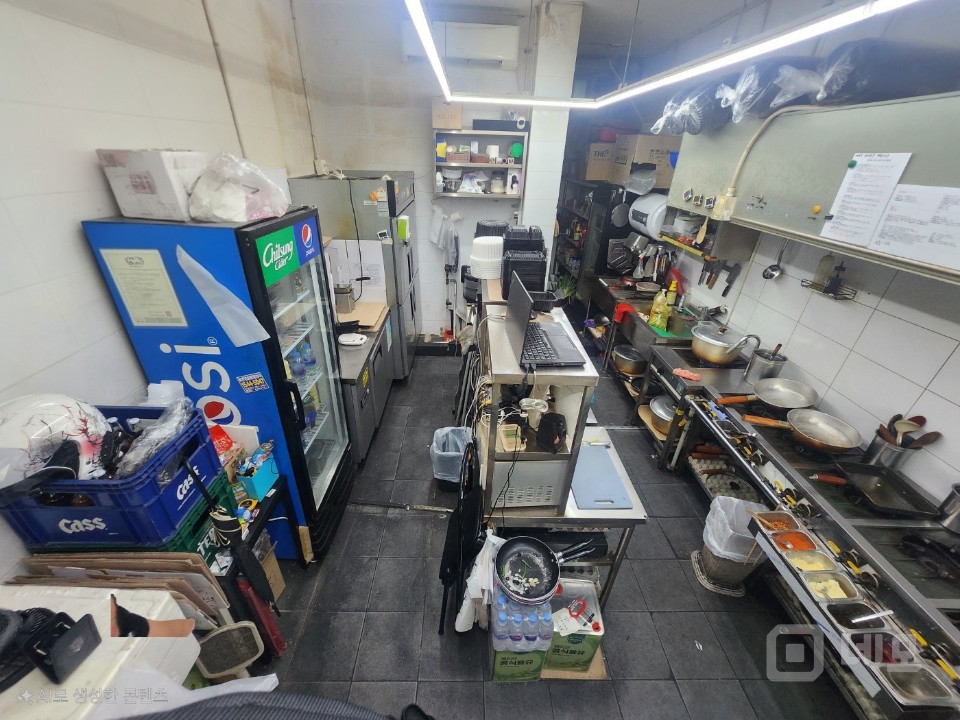 “몸만 들어오세요!” 봉천동 배달전문점 양도 / 풀세팅 완료 매물의 2번째 사진