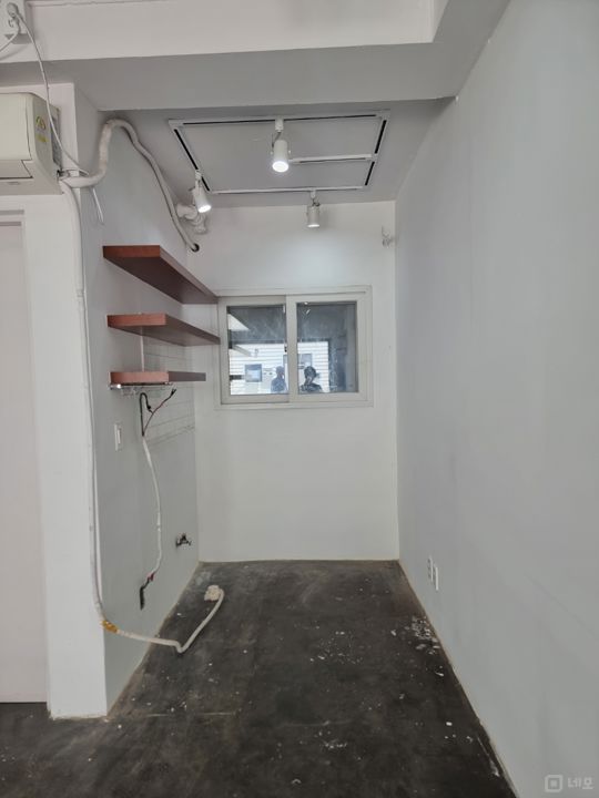 초교 바로 앞 지하철4개노선 역부근 상가 임대 매물의 2번째 사진