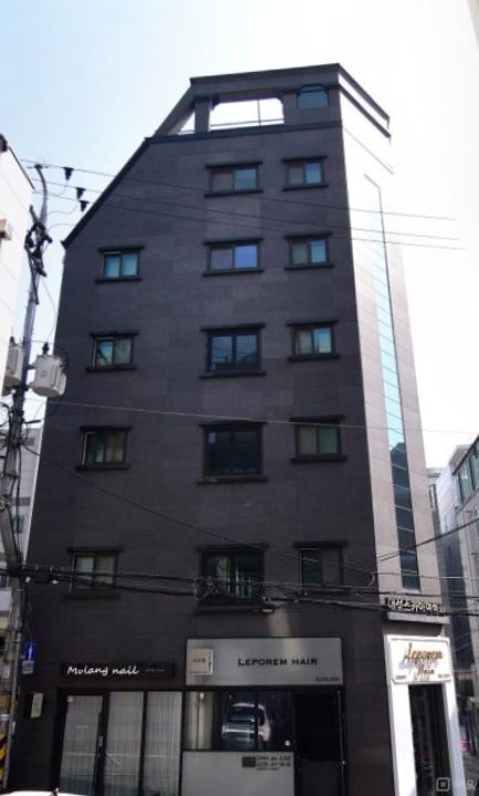 역삼동 깔끔한 인테리어 및 시설 네일샵 매물의 7번째 사진