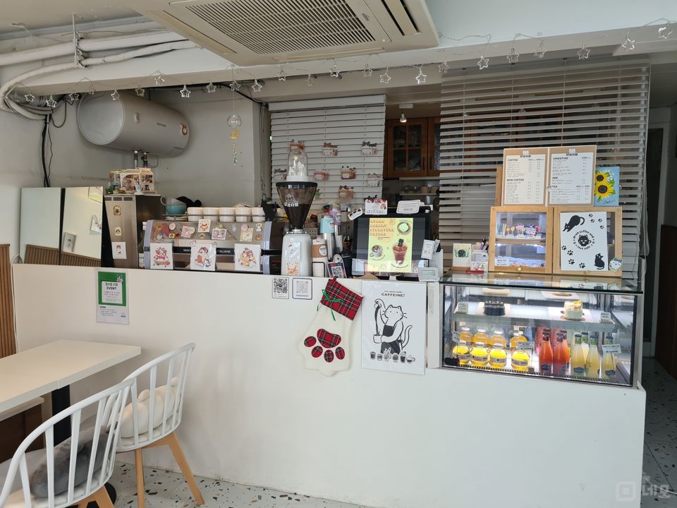  마포구 서교동 성업중인 1층 디저트 카페  임대  매물의 2번째 사진