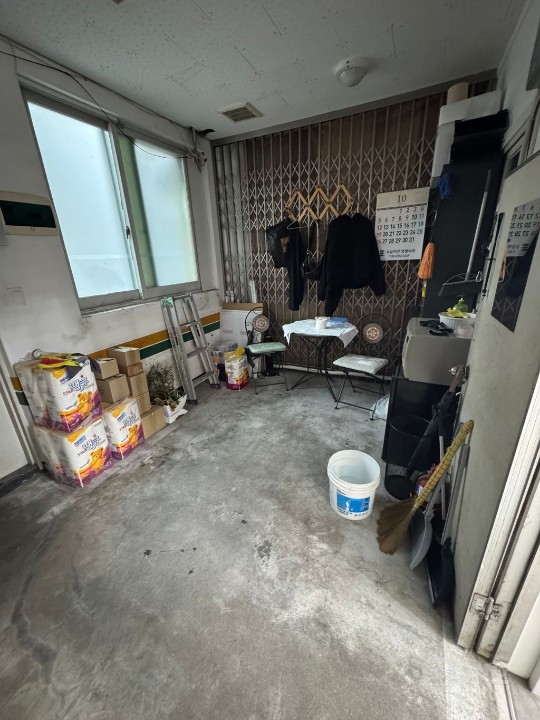 사거리 횡단보도 코너 매물의 4번째 사진