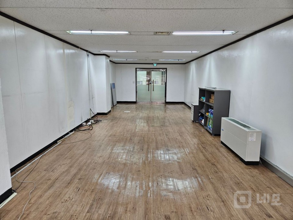 광화문역1분 거리의 전망 좋고 교통이 편리한 사무실 임대 매물의 4번째 사진