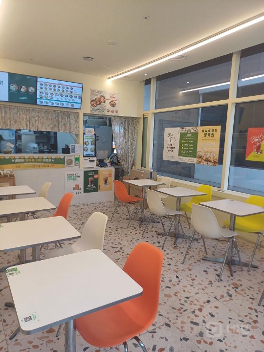 위치 좋아 접근성 좋고 대로변에 위치한 1층 상가  매물의 2번째 사진