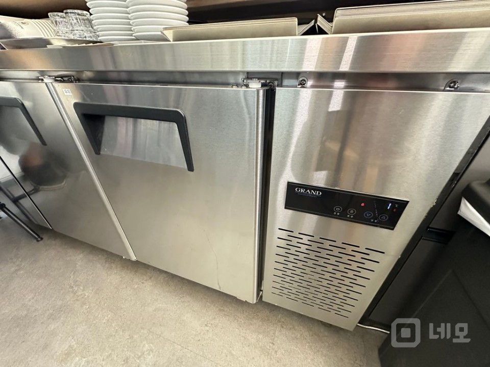 무권리!! 상암동 오피스 상권 프리미엄 1층 카페 매장 매물의 8번째 사진