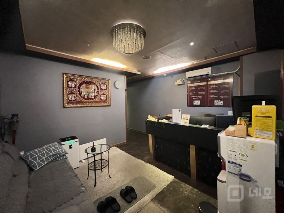 안산 이동 한대앞역 로데오 상권 대로변 2층 상가 마사지 삽임대 매물의 1번째 사진
