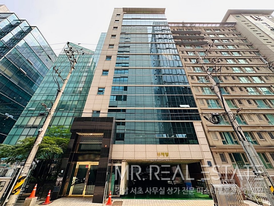 실사진 선릉역 4분 자주식주차 깔끔한사무실 가성비 엘베 매물의 21번째 사진