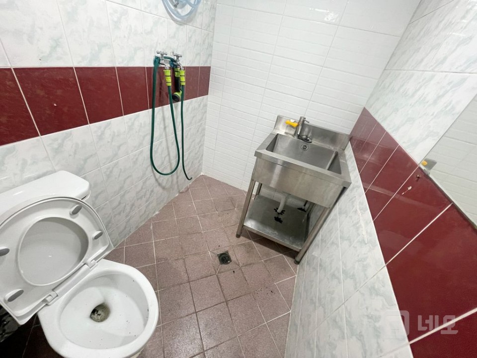 RICH 무권리 .최강가성비 .조기거래예상 . 1층 소형 상가 사무실 매물의 7번째 사진