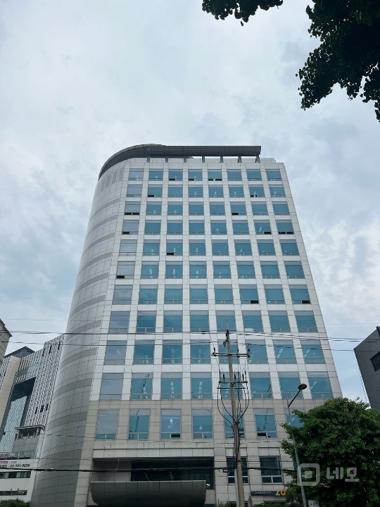 [용산역 도보권] 3층 프리미엄 사무실 임대 매물의 1번째 사진