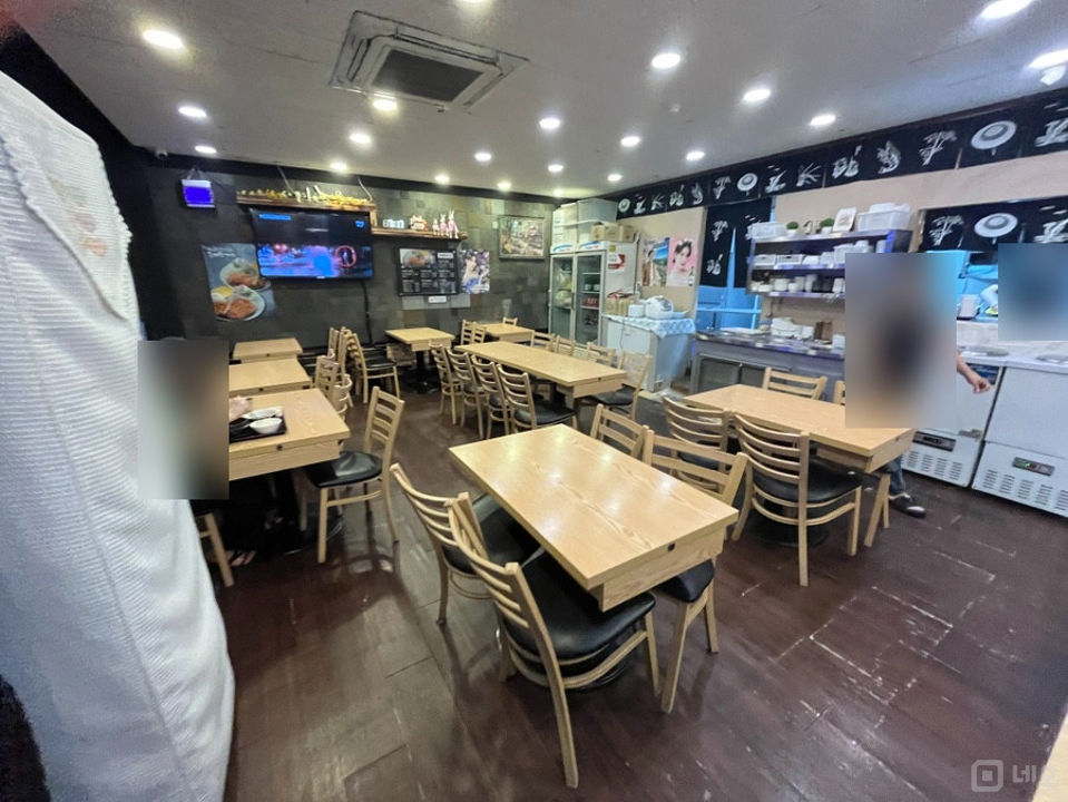 신림동 역세권, 깔끔한 시설 돈까스점 매물의 1번째 사진