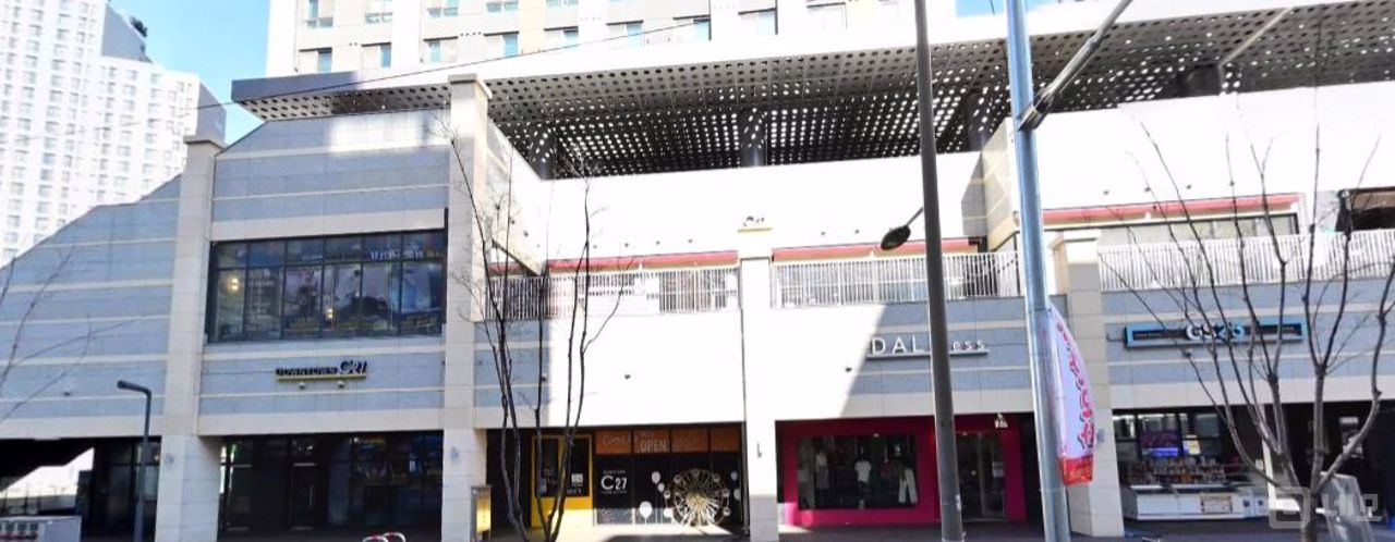남양주시 다산동 인테리어 좋은 1층 아동의류 매장 임대 매물의 5번째 사진