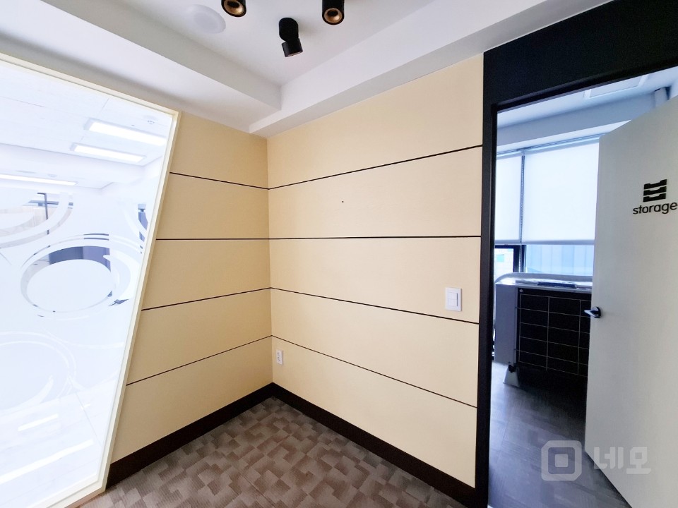🏢 연남동 프라임 로케이션, 약 444평 대형 오피스 매물의 17번째 사진