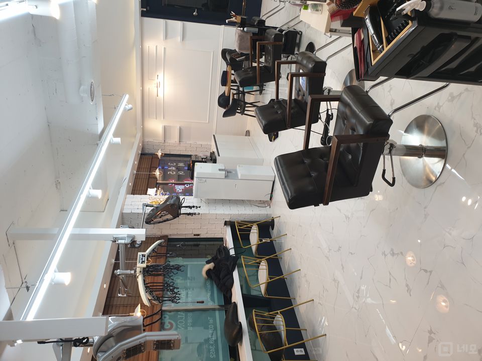 경안동 번화가  유동인구 많은 사거리 코너자리 미용실 매물의 5번째 사진