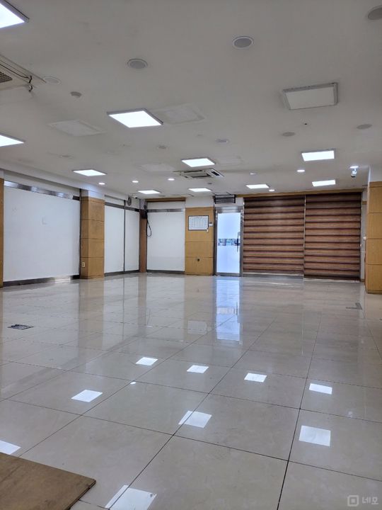 오피스지역내 1층 사무실,창고, 매물의 3번째 사진