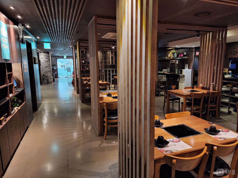 고급스러운 인테리어 완비된 여의도 음식점 매물의 5번째 사진