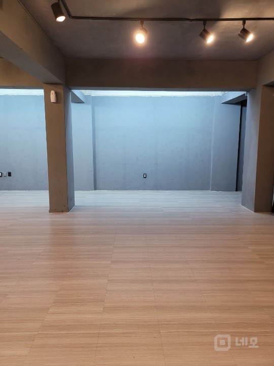 댄스연습실,  뮤지컬 연습실, 공방, 다용도 지하점포 매물의 3번째 사진